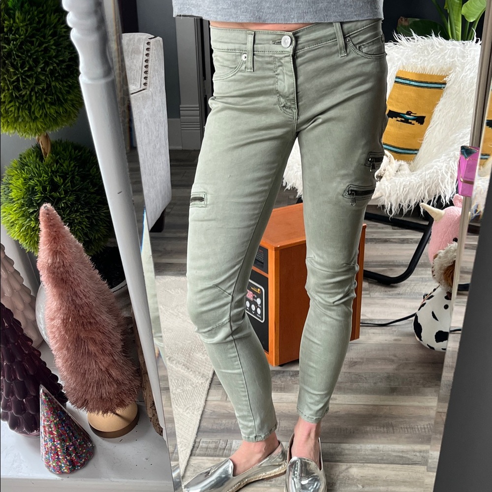 HUDSON MYSTiC Skinny Cropped  Pants in Army Green
